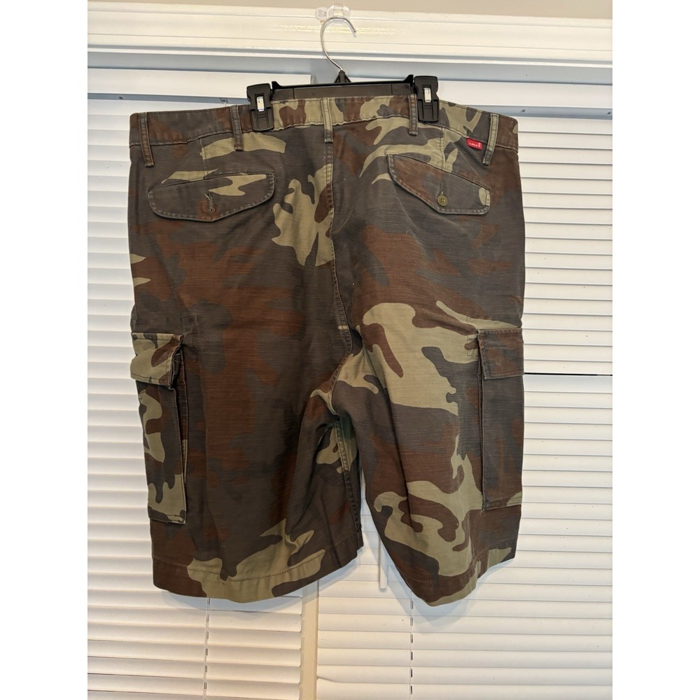 Levi's Camouflage Cargo Shorts Men's 40x9 100 % Cotton Outdoor Hiking Military - Picture 11 of 15